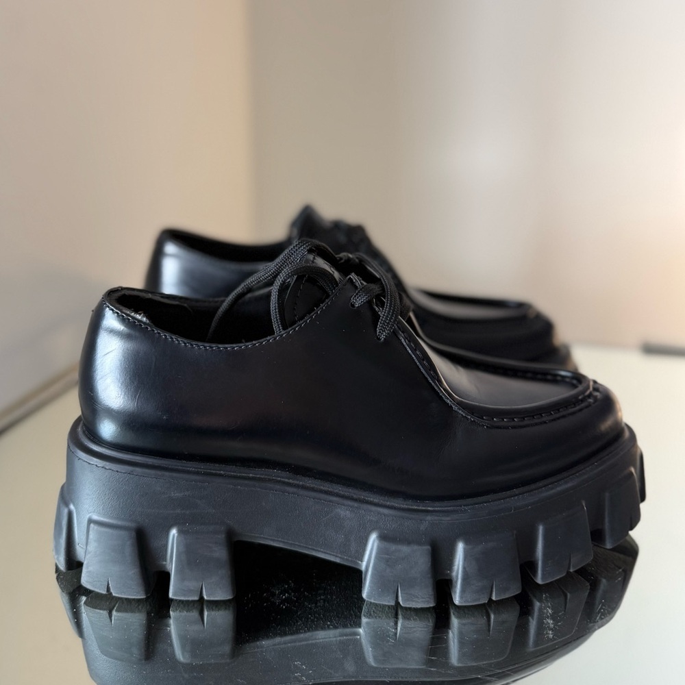 Like new Prada MONOLITH CHUNKY PLATFORM DERBY CREEPER 36 - Picture 7 of 13